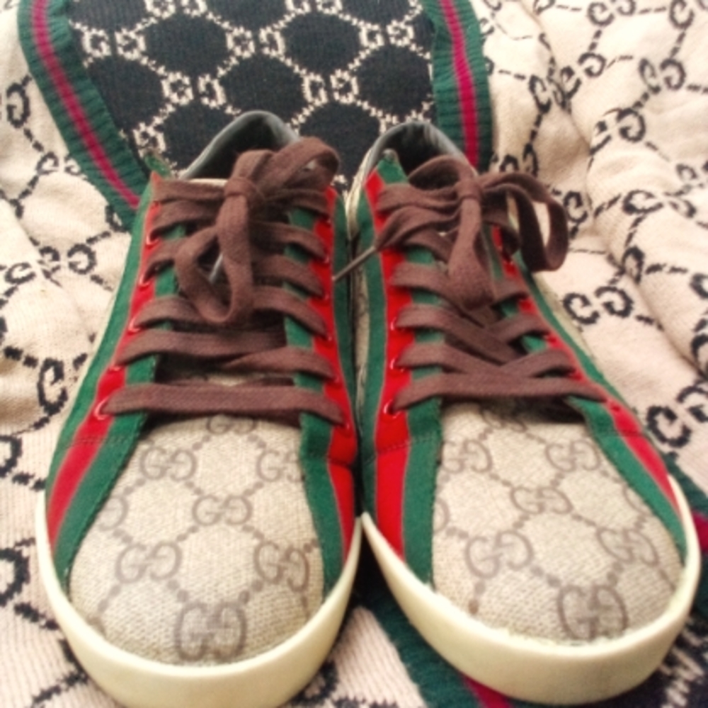 Vintage Gucci shoes from the 70's with matching Cardigan